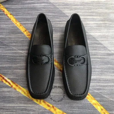 Giày Loafer Salvatore Ferragamo nam màu đen da sần cao cấp