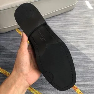 Giày Salvatore Ferragamo màu đen dập vân cá sấu hàng hiệu - Hình ảnh 9