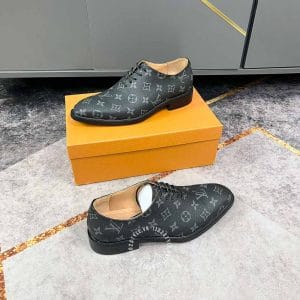 Giày nam hàng hiệu Louis Vuitton màu đen họa tiết Monogam - Hình ảnh 2