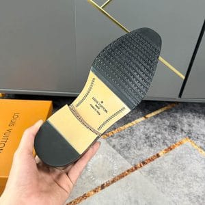 Giày nam hàng hiệu Louis Vuitton màu đen họa tiết Monogam - Hình ảnh 8