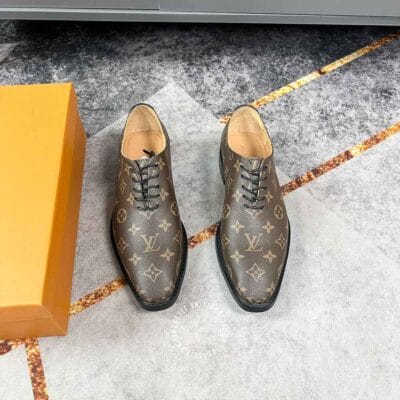 Giày slip on nam hàng hiệu