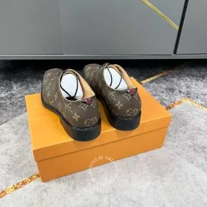 Giày nam hàng hiệu Louis Vuitton màu nâu dây buộc họa tiết Monogam - Hình ảnh 4