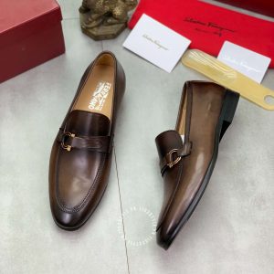 Giày Salvatore Ferragamo nam màu nâu logo vàng sang trọng - Ảnh 3