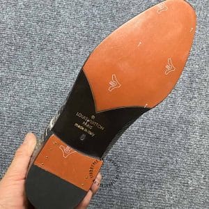 Giày nam cao cấp Louis Vuitton da rắn màu ánh bạc - Hình ảnh 9