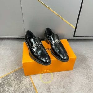 Giày lười Louis Vuitton đen bóng full họa tiết Monogram siêu cấp - Hình ảnh 2