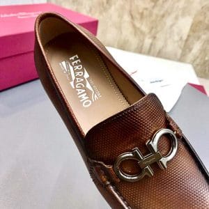 Giày Lười Salvatore Ferragamo màu nâu logo kim loại cao cấp - Hình ảnh 5