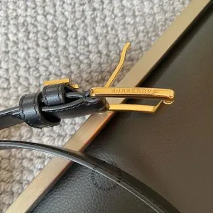 Thắt lưng Burberry nam màu đen trơn khóa vàng - Hình ảnh 5