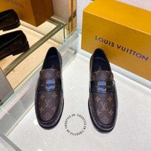 Giày Louis Vuitton nam loafer da bò màu nâu họa tiết Monogram - Hình ảnh 2