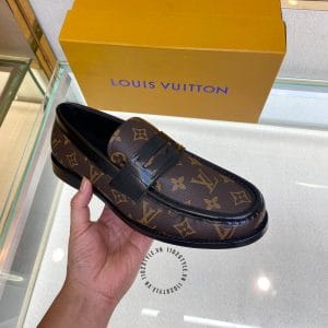 Giày Louis Vuitton nam loafer da bò màu nâu họa tiết Monogram - Hình ảnh 5