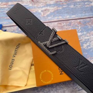 Thắt lưng Louis Vuitton nam mặt màu đen nhám hàng hiệu cao cấp - Ảnh 3