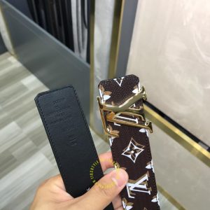 Thắt lưng nam LV mặt vàng dây họa tiết Monogram hàng hiệu - Ảnh 3