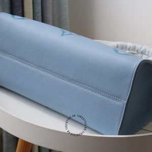 Túi LV Onthego Louis Vuitton Size to nữ màu xanh họa tiết dập chìm - Ảnh 5