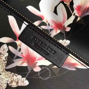 Túi xách Givenchy nữ họa tiết hoa bướm trẻ trung - Ảnh 6