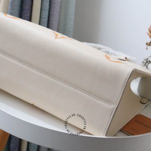 Túi LV Onthego Louis Vuitton Size to họa tiết monogram - Ảnh 5