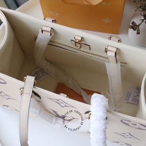 Túi LV Onthego Louis Vuitton Replica 1:1 chính hãng màu be họa tiết tím - Ảnh 7