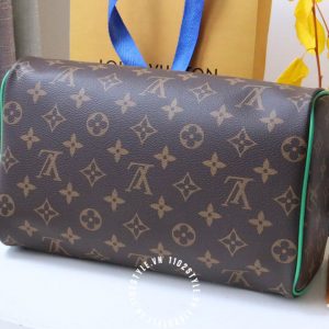 Túi LV trống Louis Vuitton nam hàng hiệu viền kẻ xanh lá cao cấp - Ảnh 4