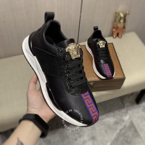 Giày hàng hiệu Versace thể thao nam màu đen logo kim loại - Ảnh 4