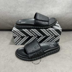 Dép quai ngang nam Givenchy màu đen logo nổi hàng hiệu - Hình ảnh 2