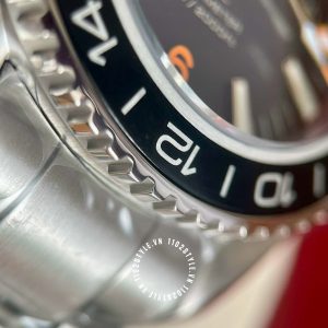 Đồng hồ Omega siêu cấp Seamaster Planet Ocean 232.30.44.22.01.002 - Ảnh 12