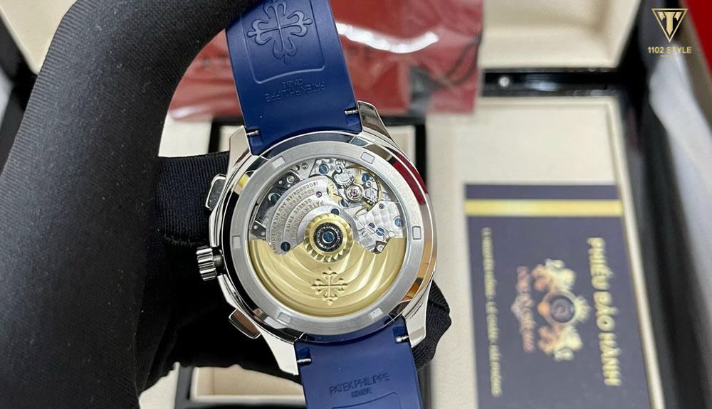 Bộ máy cơ học của sản phẩm luôn được xem như linh hồn của chiếc đồng hồ.Patek Philippe hàng Replica 1:1. Các sản phẩm này sử dụng bộ máy ETA cao cấp của Thụy Sĩ.