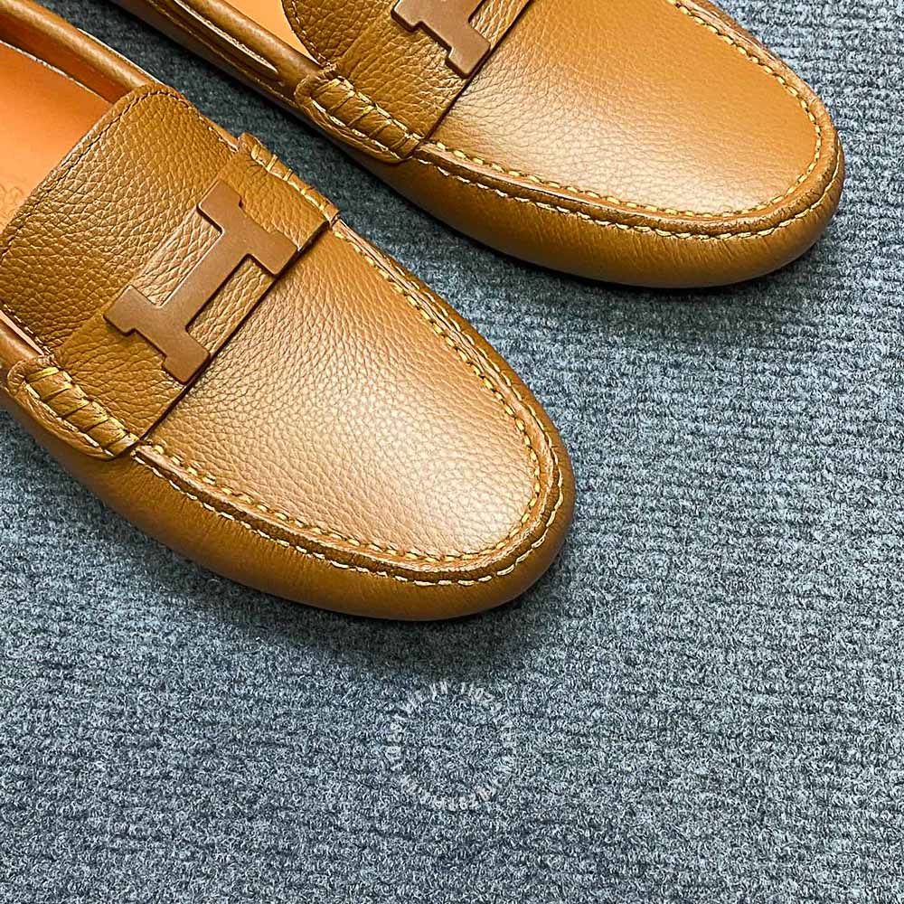 Màu sắc chủ đạo của đôi giày Hermes