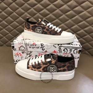 Giày unisex Dolce & Gabbana màu trắng hoạ tiết da báo hàng hiệu - Ảnh 2