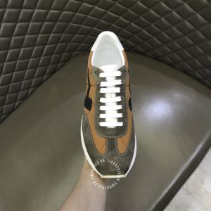 Giày thể thao nam Versace da lộn màu nâu phối cam fake 1:1 - Ảnh 5