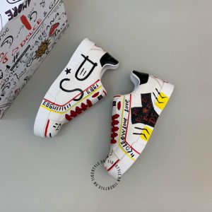 Giày unisex D&G màu trắng dây buộc đỏ phối hoạ tiết hàng hiệu - Ảnh 2
