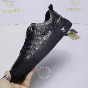 Giày hàng hiệu nam Versace sneaker màu đen họa tiết caro - Ảnh 5
