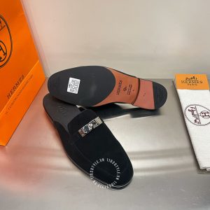 Giày sục Hermes nam da lộn màu đen rep 1:1 chính hãng - Hình ảnh 6