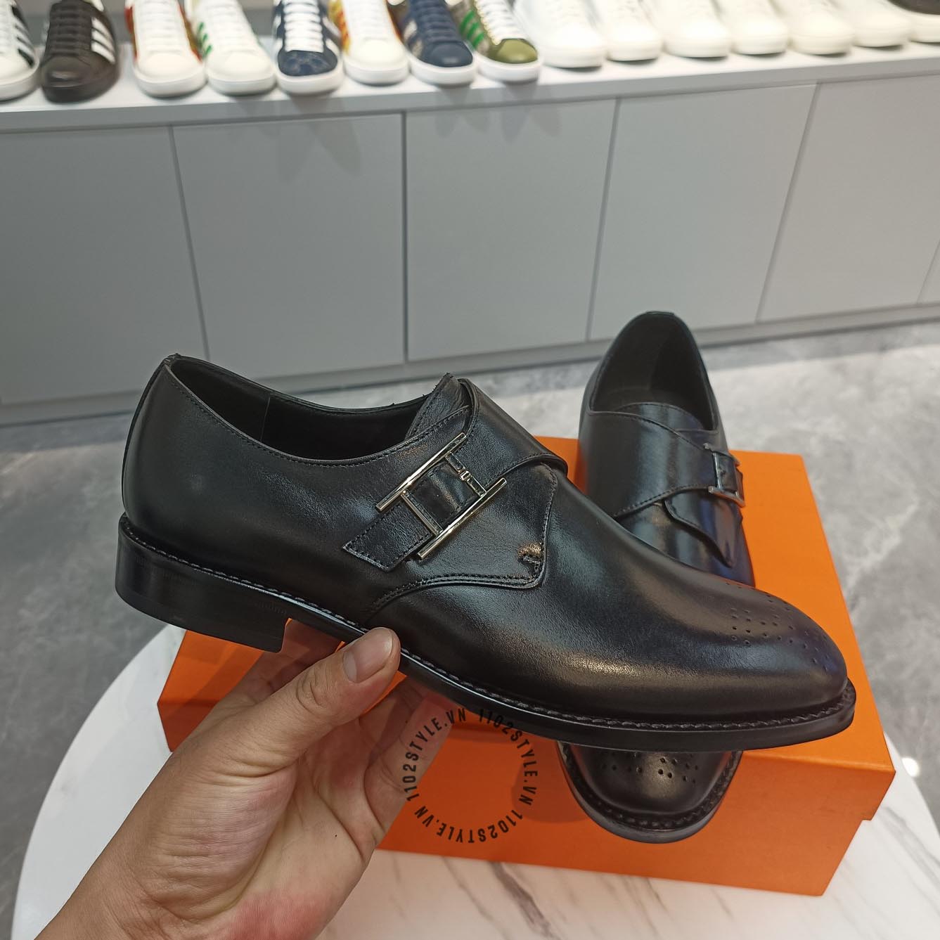 Độ hoàn thiện của đôi giày Hermes