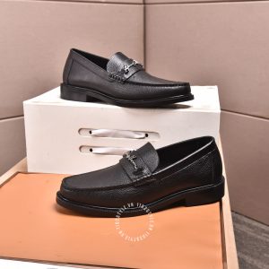 Giày Loafer Versace hàng hiệu nam da đen sần logo kim loại - Ảnh 3