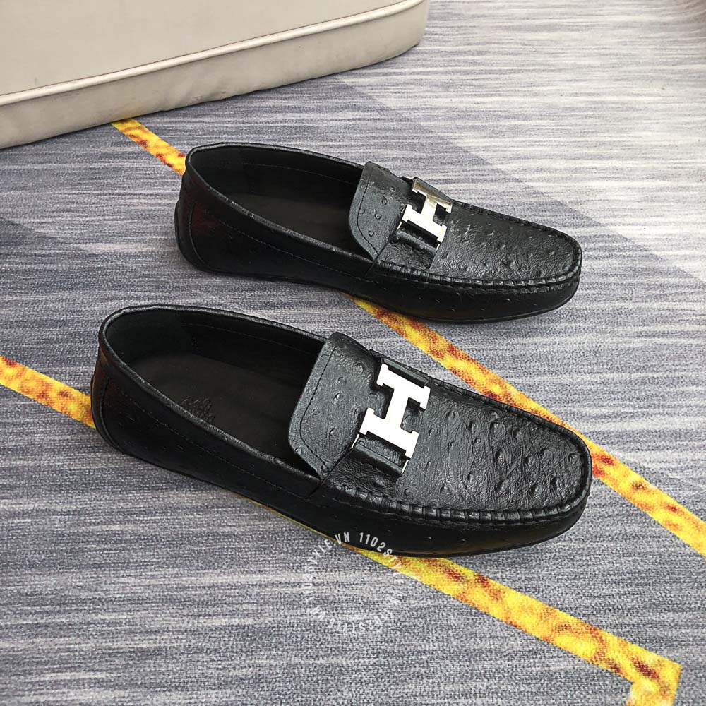 Độ hoàn thiện của đôi giày Hermes