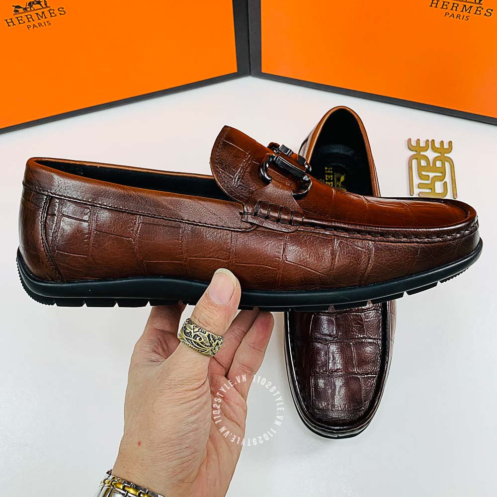 Chất liệu da của đôi giày Hermes