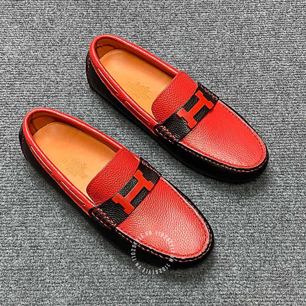 Kiểu dáng và thiết kế của mẫu giày lười Hermes màu đỏ