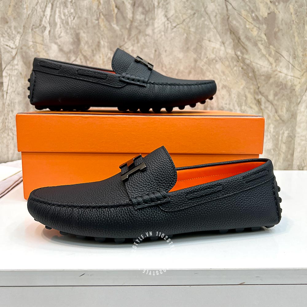 Kiểu dáng và thiết kế của đôi giày Hermes