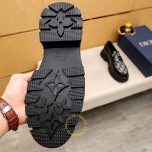 Giày rep 1:1 chính hãng Loafer Dior màu đen họa tiết Monogram - Hình ảnh 9