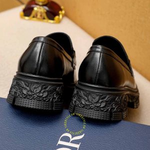 Giày rep 1:1 chính hãng Loafer Dior da đen trơn logo kim loại - Hình ảnh 4