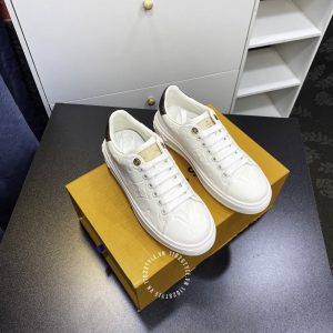 Giày sneaker Louis Vuitton màu trắng replica 1:1 chính hãng - Hình ảnh 2
