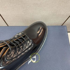Giày Boot Dior da màu đen bóng họa tiết Monogram replica - Ảnh 7