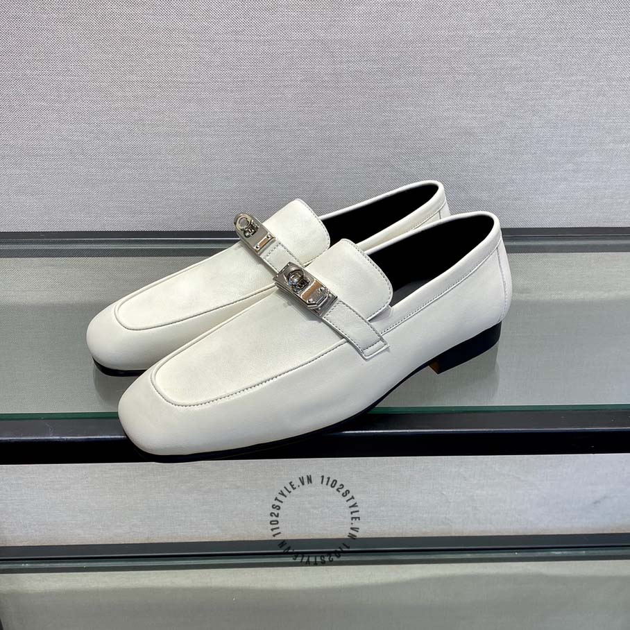 Kiểu dáng và thiết kế của đôi giày lười Hermes