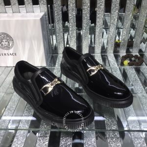 Giày slipon Versace nam màu đen bóng logo kim loại fake 1:1 - Hình ảnh 2