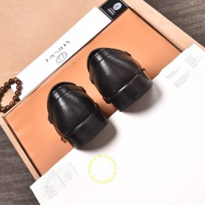 Giày Loafer Versace nam hàng hiệu da xịn màu đen sần giá tốt - Ảnh 4