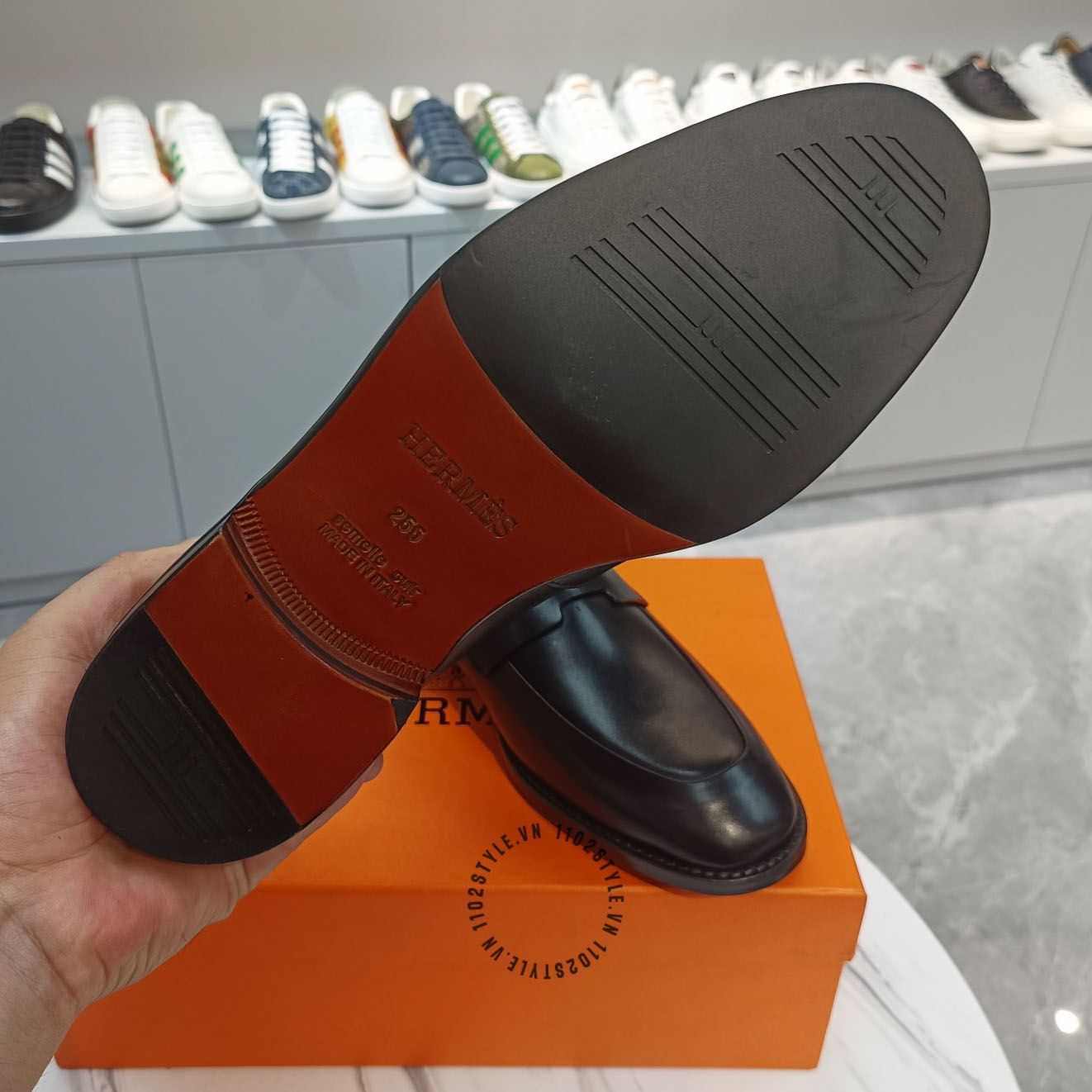 Giày lười Hermes có giá ưu đãi