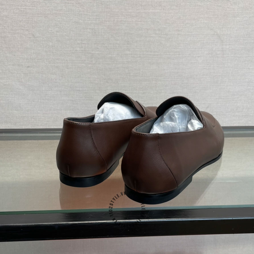 Độ hoàn thiện của đôi giày Hermes 
