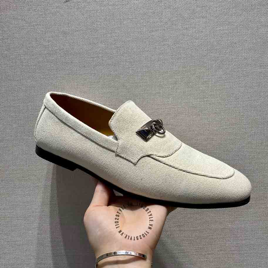 Chất liệu da của đôi giày Hermes
