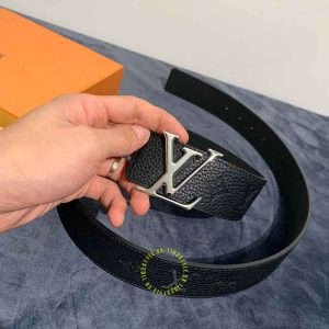 Thắt lưng nam Louis Vuitton mặt khóa màu ghi dây da sần replica - Ảnh 2