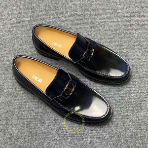 những thương hiệu giày nổi tiếng