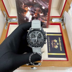 đồng hồ omega