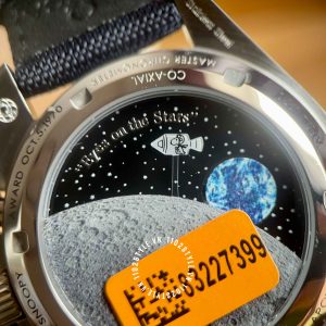 Đồng hồ Omega Speedmaster 310.32.42.50.02.001 Snoopy Award - Ảnh 21